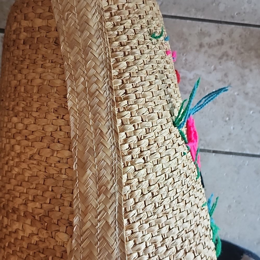 Handcrafted Oversized Straw Tote with Colorful Embroidery - Picture 13 of 16